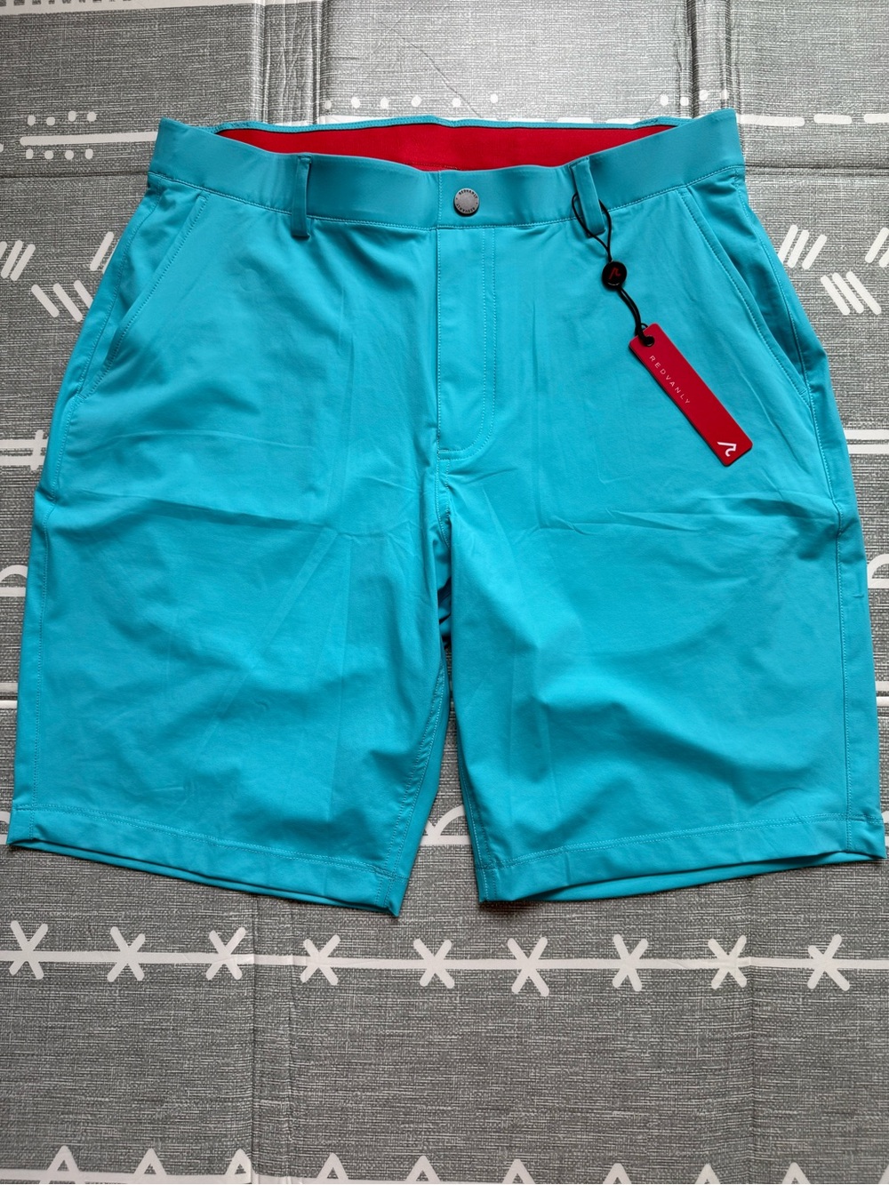 Redvanly Hanover Pull-On Shorts in Curacao